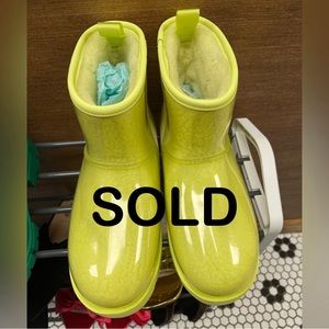 SOLD**Ugg Classic Clear Mini , Color: Chartreuse , size 9